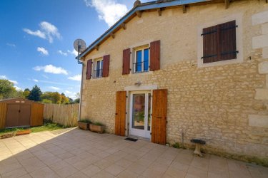 Maison a vendre Mosnac 17240 Charente-Maritime 83 m2 4 pièces 136500 euros