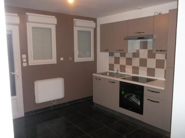 Location maison Saint-Germain-du-Plain 71370 Saône-et-Loire 71 m2 4 pièces 857 euros