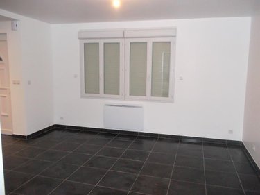 Location maison Saint-Germain-du-Plain 71370 Saône-et-Loire 71 m2 4 pièces 857 euros