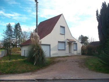 Location maison Saint-Germain-du-Plain 71370 Saône-et-Loire 71 m2 4 pièces 857 euros
