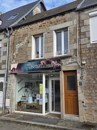Fonds et murs commerciaux a vendre Landelles-et-Coupigny 14380 Calvados  21000 euros