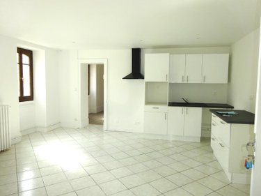Location appartement Nogent-le-Rotrou 28400 Eure-et-Loir 49 m2 2 pièces 435 euros
