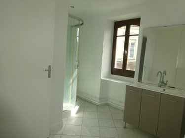 Location appartement Nogent-le-Rotrou 28400 Eure-et-Loir 49 m2 2 pièces 435 euros