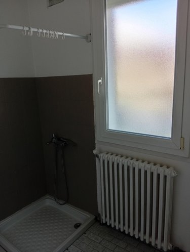 Location maison Grand-Bourgtheroulde 27520 Eure 73 m2 3 pièces 1100 euros