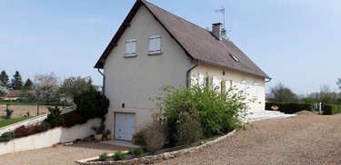Location maison Chassenard 03510 Allier 188 m2 8 pièces 750 euros