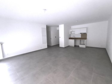 Location appartement Bourg-en-Bresse 01000 Ain 73 m2 3 pièces 910 euros