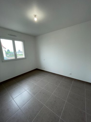 Location maison Le Neubourg 27110 Eure 92 m2 4 pièces 990 euros
