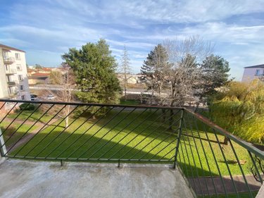 Location appartement Charnay-lès-Mâcon 71850 Saône-et-Loire 70 m2 3 pièces 680 euros