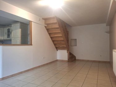 Location maison Buxy 71390 Saône-et-Loire 54 m2 3 pièces 642 euros