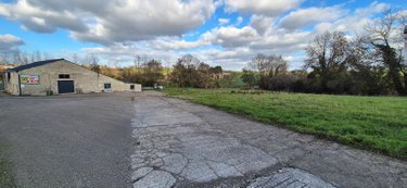 Fonds et murs commerciaux a vendre Cherré-Au 72400 Sarthe 520 m2  267800 euros