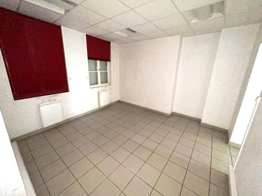 Fonds et murs commerciaux a vendre Saint-Omer 62500 Pas-de-Calais 62 m2  148000 euros