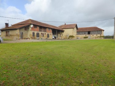 Bien agricole a vendre Saint-Blancard 32140 Gers 350 m2  985800 euros