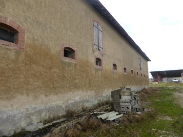 Bien agricole a vendre Saint-Blancard 32140 Gers 350 m2  985800 euros