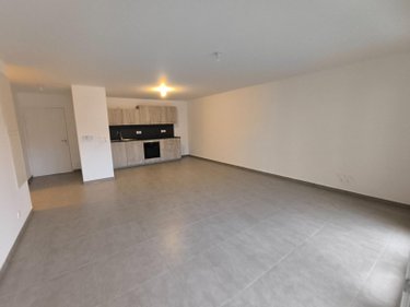 Location appartement Bourg-en-Bresse 01000 Ain 73 m2 3 pièces 900 euros