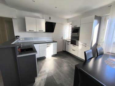 Location appartement Bourg-en-Bresse 01000 Ain 87 m2 4 pièces 1000 euros