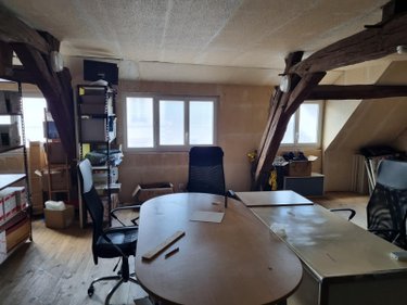 Immeuble a vendre Cosne-Cours-sur-Loire 58200 Nièvre 244000 m2  262500 euros