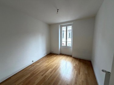 Location appartement Chalon-sur-Saône 71100 Saône-et-Loire 28 m2 1 pièce 400 euros