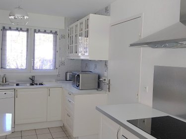 Location maison Bruz 35170 Ille-et-Vilaine 164 m2  1760 euros