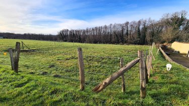 Terrain a batir a vendre Les Hogues 27910 Eure 1037 m2  48600 euros