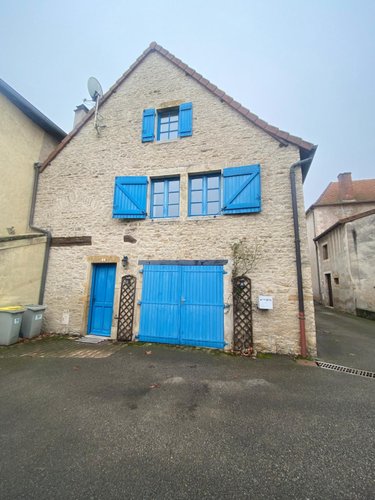 Location maison Salornay-sur-Guye 71250 Saône-et-Loire 61 m2 3 pièces 750 euros