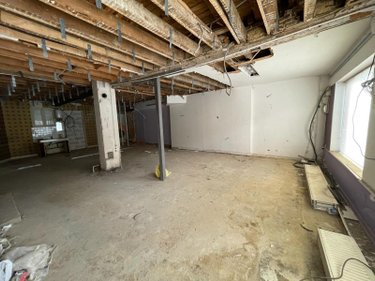 Immeuble a vendre Aix-Villemaur-Pâlis 10160 Aube 370 m2  129000 euros