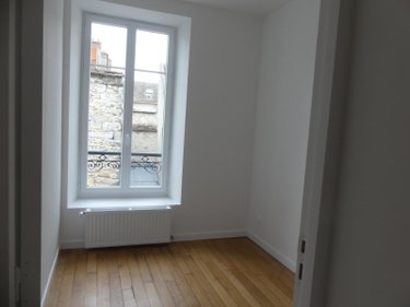 Location appartement Nemours 77140 Seine-et-Marne 47 m2 3 pièces 740 euros