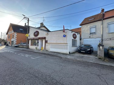 Immeuble a vendre Foucherans 39100 Jura 285 m2  189000 euros