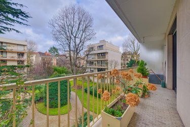 Appartement a vendre Neuilly-sur-Seine 92200 Hauts-de-Seine 117 m2  1410000 euros