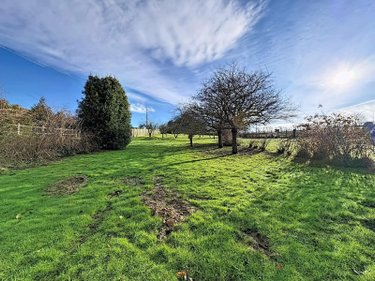 Terrain a batir a vendre Les Moutiers-en-Cinglais 14220 Calvados 1478 m2  84400 euros