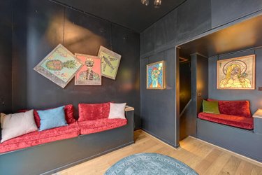 Fonds et murs commerciaux a vendre Paris 17e arrondissement 75017 Paris 51 m2  402800 euros