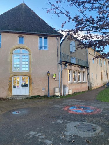 Immeuble a vendre Paray-le-Monial 71600 Saône-et-Loire 297 m2  587480 euros
