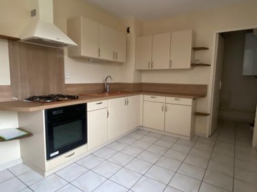 Location appartement Cluny 71250 Saône-et-Loire 71 m2 3 pièces 780 euros