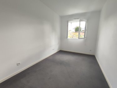 Location appartement Grand-Bourgtheroulde 27520 Eure 79 m2 4 pièces 910 euros