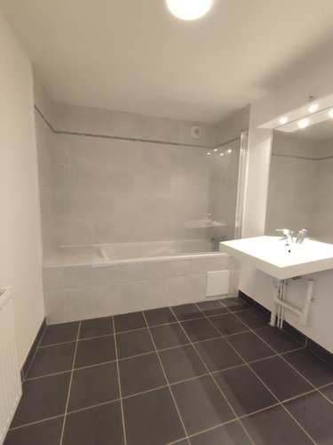 Location appartement Grand-Bourgtheroulde 27520 Eure 79 m2 4 pièces 910 euros