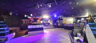 Fonds et murs commerciaux a vendre Avoise 72430 Sarthe  504800 euros