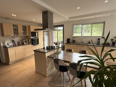 Maison a vendre Savigné-l'Évêque 72460 Sarthe 224 m2 6 pièces 497610 euros