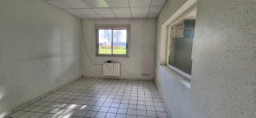 Fonds et murs commerciaux a vendre Cherré-Au 72400 Sarthe 135 m2  262600 euros