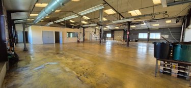 Fonds et murs commerciaux a vendre Cherré-Au 72400 Sarthe 135 m2  262600 euros