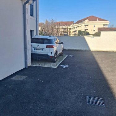 Location appartement Chalon-sur-Saône 71100 Saône-et-Loire 100 m2 5 pièces 1500 euros