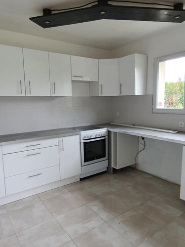 Location maison Cherré-Au 72400 Sarthe 116 m2 7 pièces 800 euros