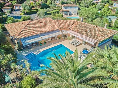 Maison a vendre Saint-Raphaël 83700 Var 255 m2 9 pièces 1370200 euros