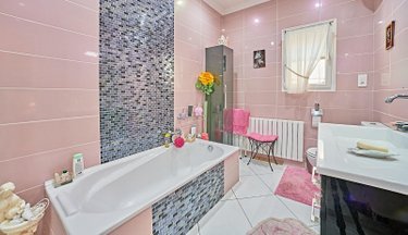 Maison a vendre Saint-Raphaël 83700 Var 255 m2 9 pièces 1370200 euros