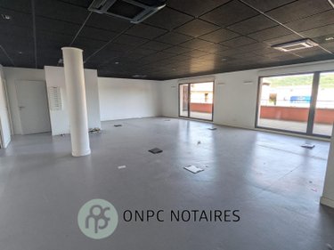 Fonds et murs commerciaux a vendre Condrieu 69420 Rhône 375 m2  880000 euros