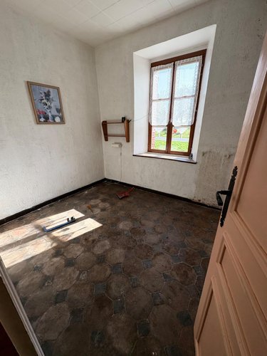 Maison a vendre La Villeneuve-lès-Charleville 51120 Marne 120 m2 7 pièces 86000 euros