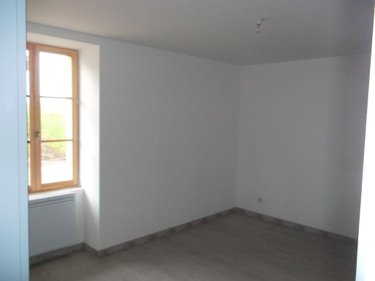 Location maison Tronchy 71440 Saône-et-Loire 90 m2 3 pièces 700 euros