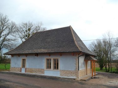 Location maison Tronchy 71440 Saône-et-Loire 90 m2 3 pièces 700 euros