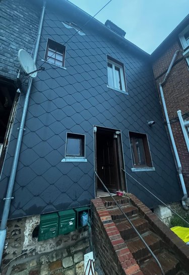 Immeuble a vendre Beaumont-le-Roger 27170 Eure 100 m2  121325 euros