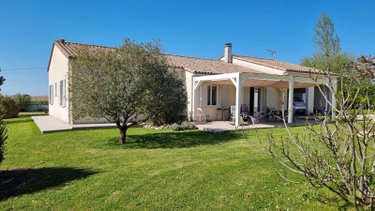 Maison a vendre Jonzac 17500 Charente-Maritime 135 m2 6 pièces 278250 euros