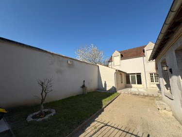 Location maison Meung-sur-Loire 45130 Loiret 105 m2 4 pièces 895 euros