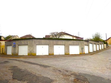 Location garage et parking Nogent-le-Rotrou 28400 Eure-et-Loir 9 m2  37 euros